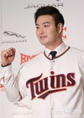 [동아포토]박병호, 주먹 쥔 메이저리거