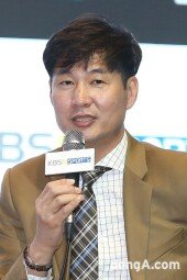 [동아포토]이기호 캐스터 ＂올 시즌 KBS N SPORTS와 함께 하세요~＂