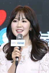 [동아포토]이지수 아나운서 ＂올해도 통역없는 인터뷰 기대해달라＂