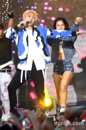 [동아포토]김준수 ‘귀 호강시키는 목소리!’