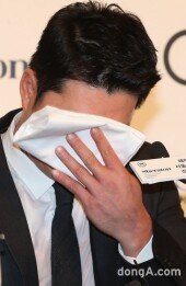 [동아포토]오승환, 땀 닦는 돌부처