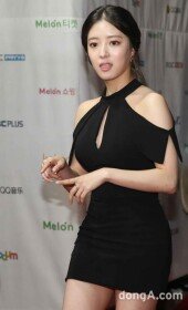 [동아포토]이세영, 과감하지만 수줍은 입장