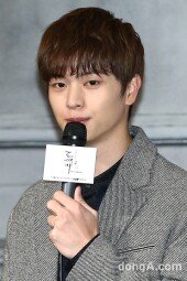 [동아포토]'도깨비' 육성재, "연기돌 부담감 여전히 있다"