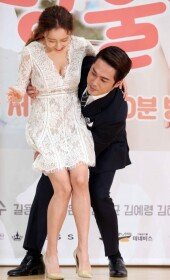 [동아포토]이종수 "남자는 힘"