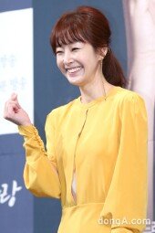 [동아포토]명세빈 '원조 첫사랑의 풋풋한 하트'