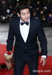 [동아포토]이상윤 '로맨틱한 눈빛'