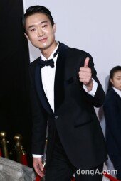 [동아포토]조우진 '청룡영화상 최고!'