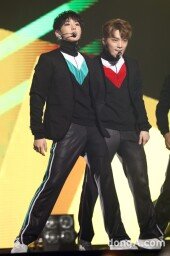 [동아포토]세븐틴 호시-디노 '무대를 장악하자'