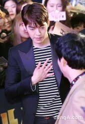 [동아포토]김우빈 '팬들 사랑에 심쿵했어요'