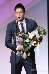 [동아포토]문성민 '프로배구 올해의 선수상 수상' (동아스포츠대상)