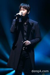 [동아포토]SS301 허영생 '여전한 꿀성대'