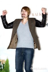 [동아포토]최홍만 '(신)성우 형님 축하드립니다!' (신성우 결혼식)