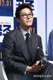 [동아포토]김주혁 '연애하니 더 멋져진 구탱이형'