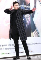 [동아포토]박서준 '여심에 명중이오'