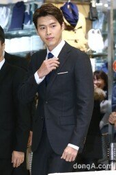 [동아포토]현빈 '등장부터 실장님 포스'