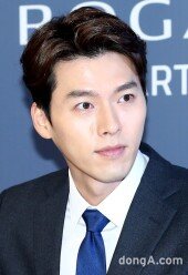 [동아포토]현빈 '잘생김 레이저'