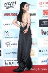 [동아포토]지안 '제 뒤태 어때요?'