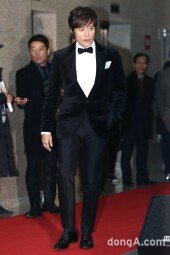 [동아포토]이병헌 '영화의 한 장면같은 등장'