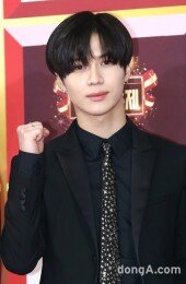 [동아포토]샤이니 태민 '미모가 살리는 존재감'