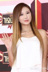 [동아포토]EXID LE '순백 드레스도 시크하게'