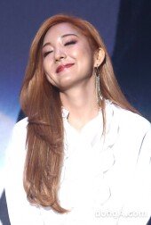 [동아포토]S.E.S 바다 '정말 행복해'