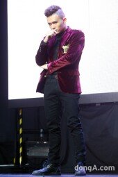 [동아포토]바시티 만니 '눈빛에 레이저 번쩍'