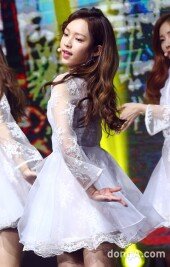 [동아포토]에이프릴 예나 '날아오를 듯'