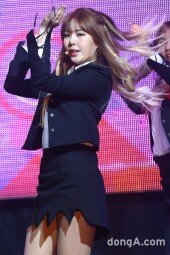 [동아포토]소나무 하이디 '긴머리 휘날리며'