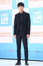 [동아포토]연우진 '잘생김 보스'