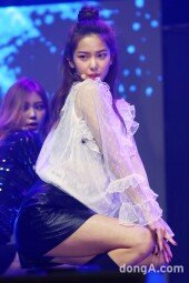 [동아포토]CLC 유진 '고양이처럼'