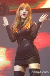 [동아포토]CLC 승희 '도깨비 나왔다'