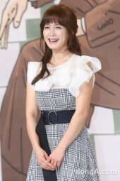 [동아포토]남상미 '한파에 찾아온 봄의 여신'