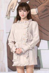 [동아포토]정혜성 '인턴느낌 물씬 느껴지죠?'