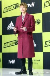 [동아포토]박재범 '스웨그 넘치는 농구사랑'