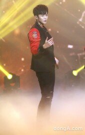 [동아포토]SF9 로운 '컴백했어요'