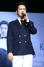 [동아포토]김선주 "새 앨범 여로로 돌아왔어요"