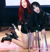 [동아포토]브레이브걸스 은지 '과감한 댄스'