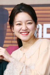 [동아포토]고아성 '티없이 맑은 미소'