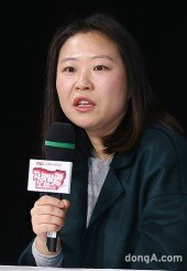 [동아포토]'자체발광 오피스' 정지인 PD, "기존 직업물과 분명 차이점 있는 드라마"