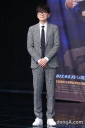 [동아포토]이동휘 '스마~일'