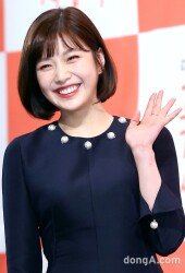 [동아포토]레드벨벳 조이 '토끼같은 미소'