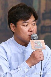 [동아포토]나영석 PD "이서진 불량식품 같다? 사실 유용한 사람"