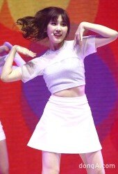 [동아포토]프리스틴 예하나 '어깨춤을 출거야'
