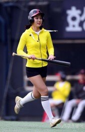 LG 새 배트걸이예요