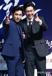 [동아포토]설경구-임시완 '불한당 브로맨스'