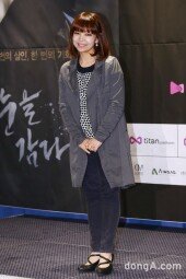 [동아포토]원미연 '오랜만에 인사드려요'