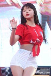 [동아포토]오마이걸 유아, 치명적인 매력