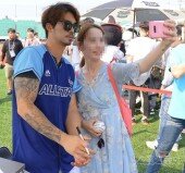 [포토] 오재원 ‘여성팬에게도 인기 폭발!’