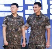 [동아포토]김성규-지창욱 ‘이등병과 상병’