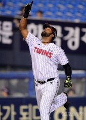 [포토] 페게로 ‘하늘을 향해!’